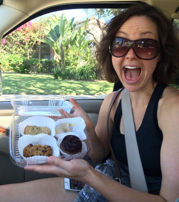 $3.00 for one cupcake, sure take my money. 